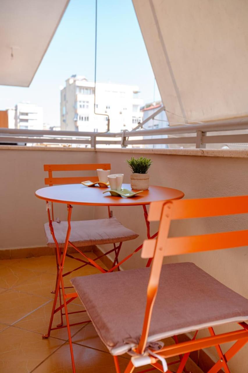 Nevila'S Apartment Tirana Kültér fotó